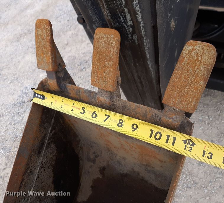 image for item NV9030 Allmand TLB 220 backhoe