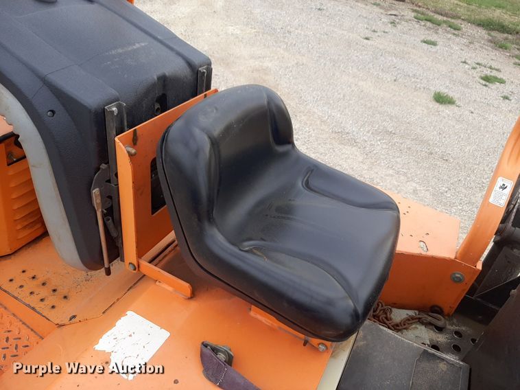 image for item NV9030 Allmand TLB 220 backhoe