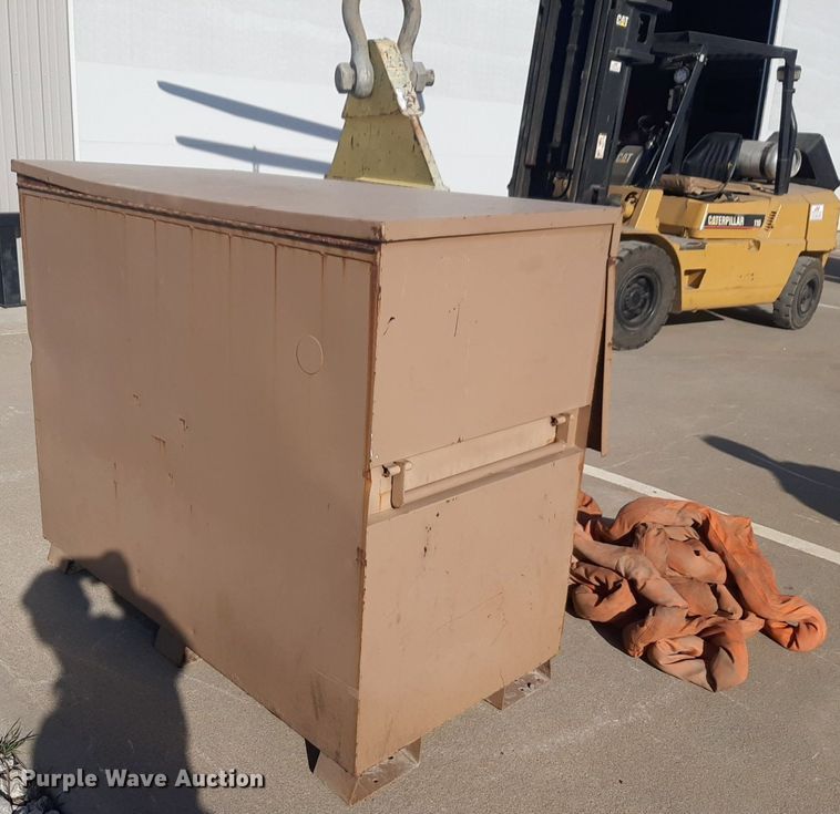 image for item NV9092 Knaack job box and crane slings