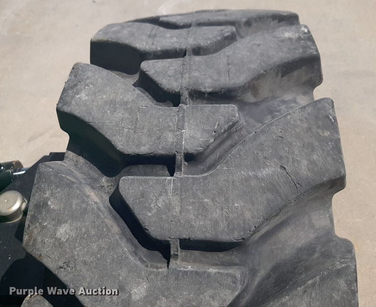 image for item NV9096 2015 JLG 600AJN boom lift