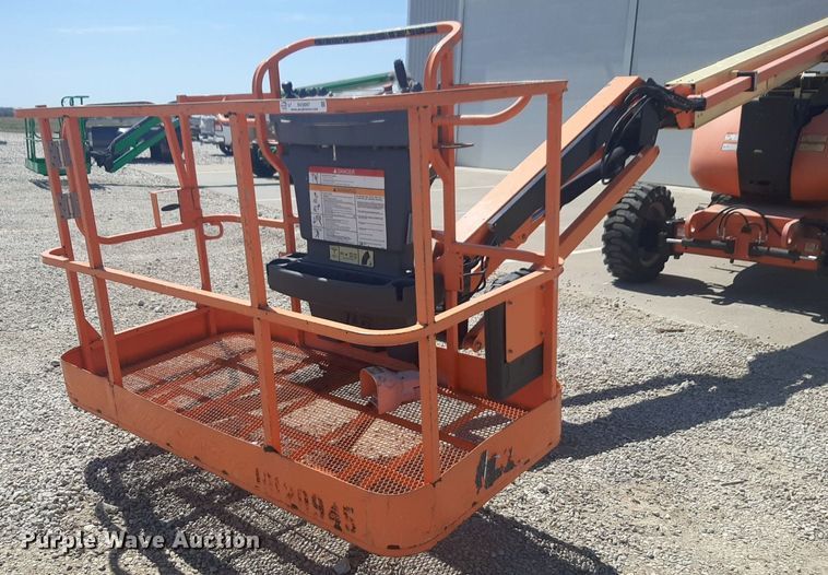 image for item NV9097 2013 JLG 600AJN boom lift