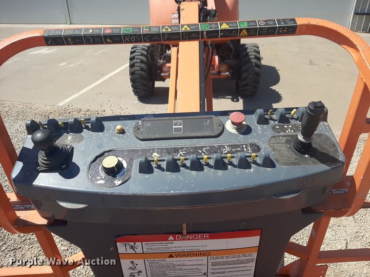 image for item NV9097 2013 JLG 600AJN boom lift