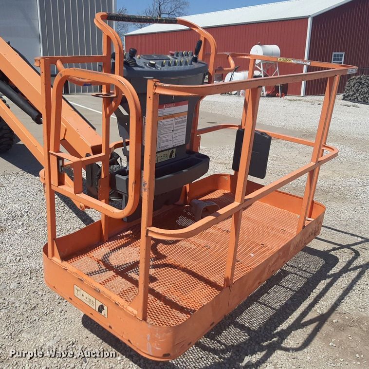 image for item NV9097 2013 JLG 600AJN boom lift