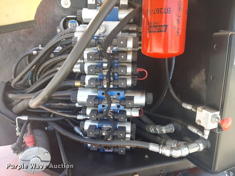 image for item NV9097 2013 JLG 600AJN boom lift