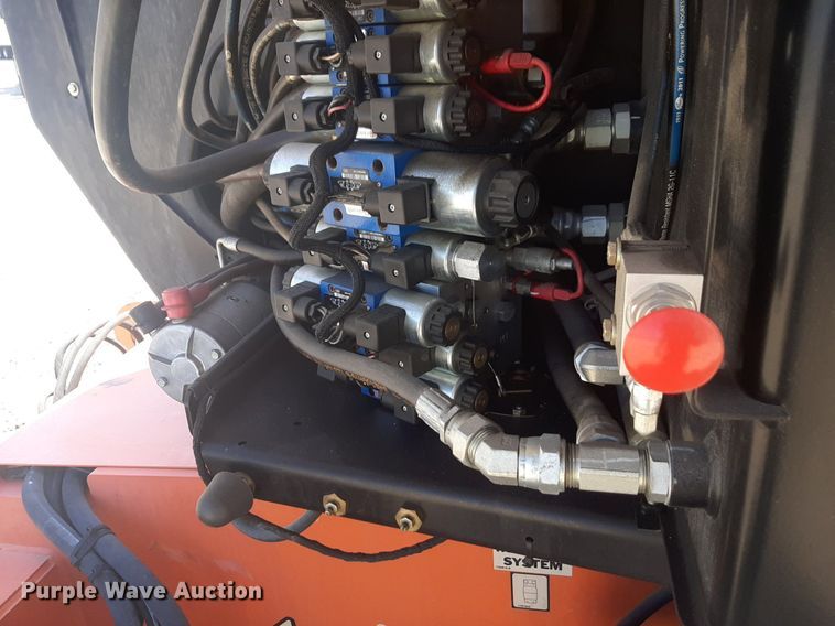 image for item NV9097 2013 JLG 600AJN boom lift