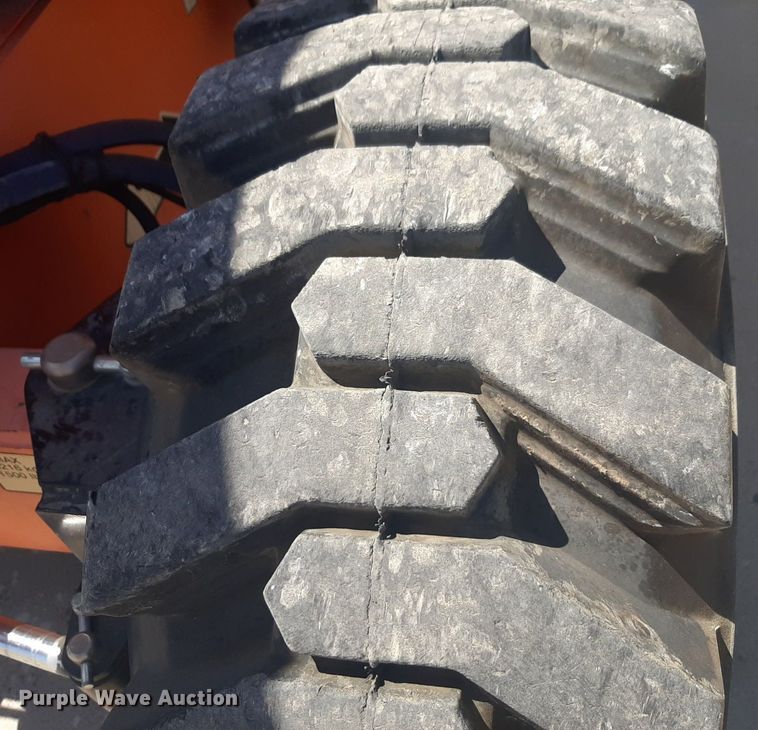 image for item NV9097 2013 JLG 600AJN boom lift