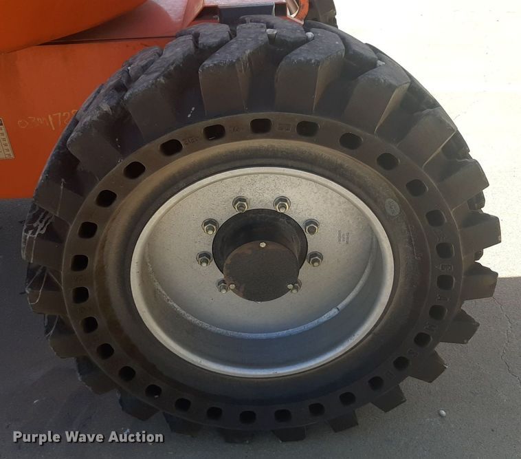 image for item NV9097 2013 JLG 600AJN boom lift