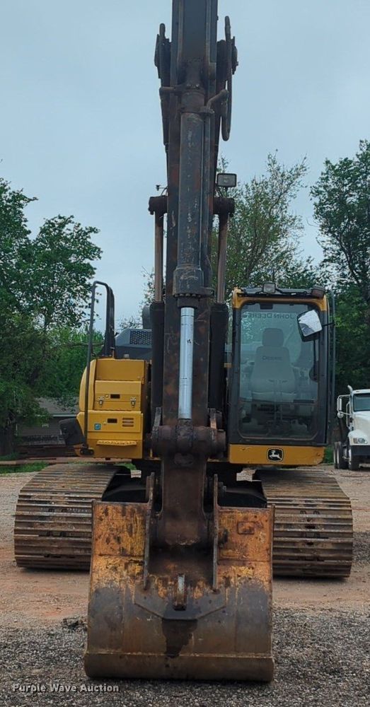 image for item NZ9562 2018 John Deere 210G LC excavator