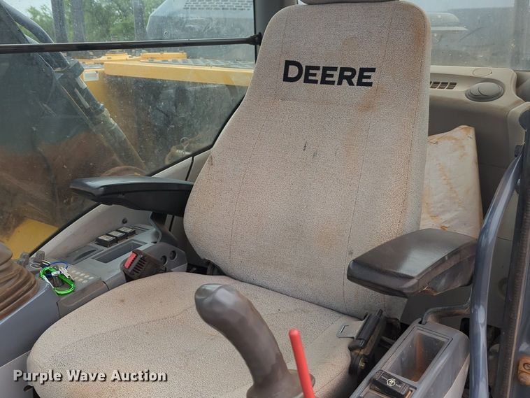 image for item NZ9562 2018 John Deere 210G LC excavator