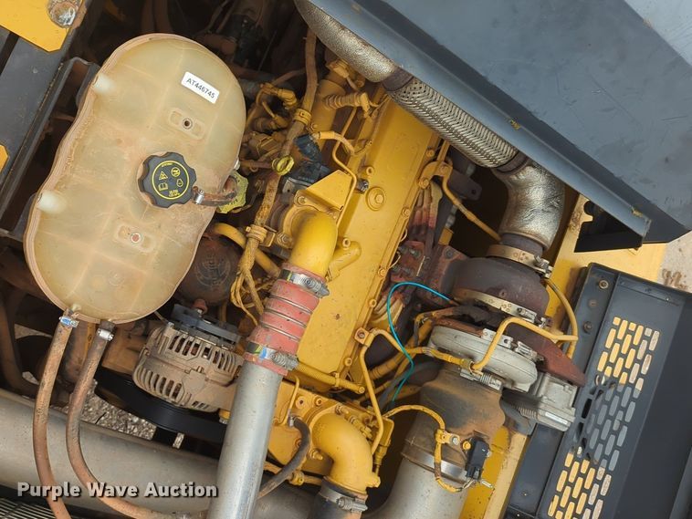 image for item NZ9562 2018 John Deere 210G LC excavator