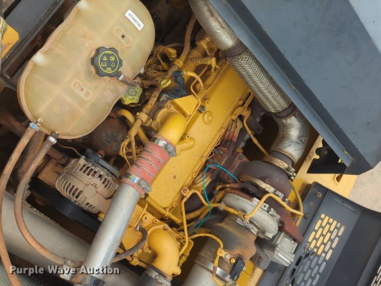 image for item NZ9562 2018 John Deere 210G LC excavator