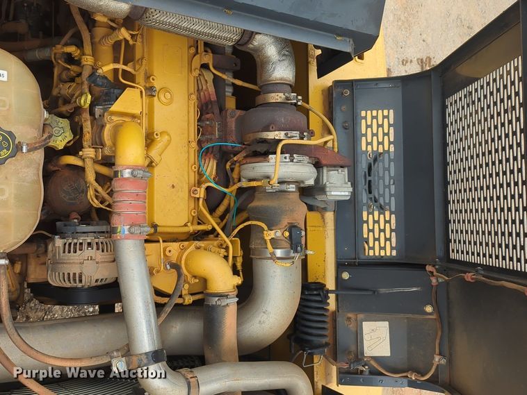 image for item NZ9562 2018 John Deere 210G LC excavator