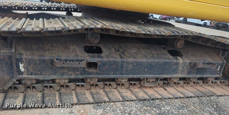 image for item NZ9562 2018 John Deere 210G LC excavator