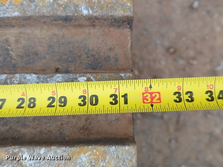 image for item NZ9562 2018 John Deere 210G LC excavator