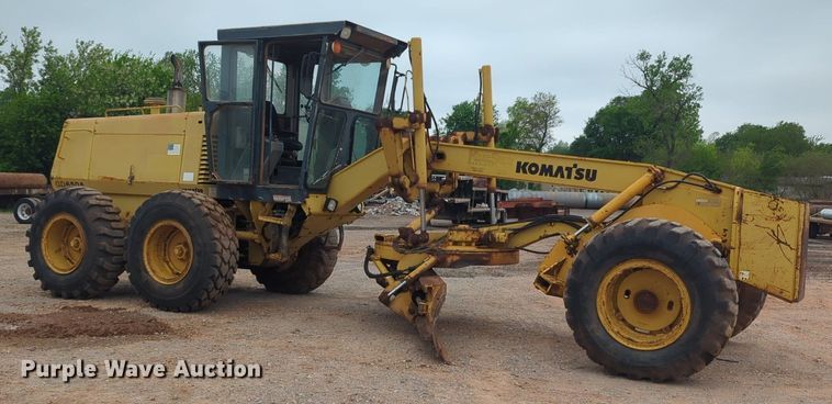 image for item NZ9563 1995 Komatsu GD650A-2 motor grader