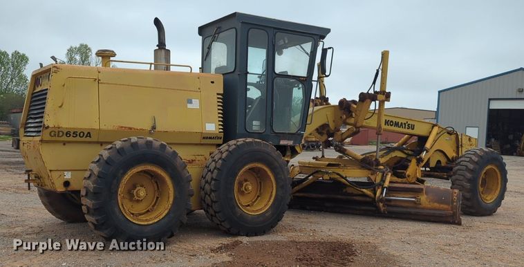 image for item NZ9563 1995 Komatsu GD650A-2 motor grader