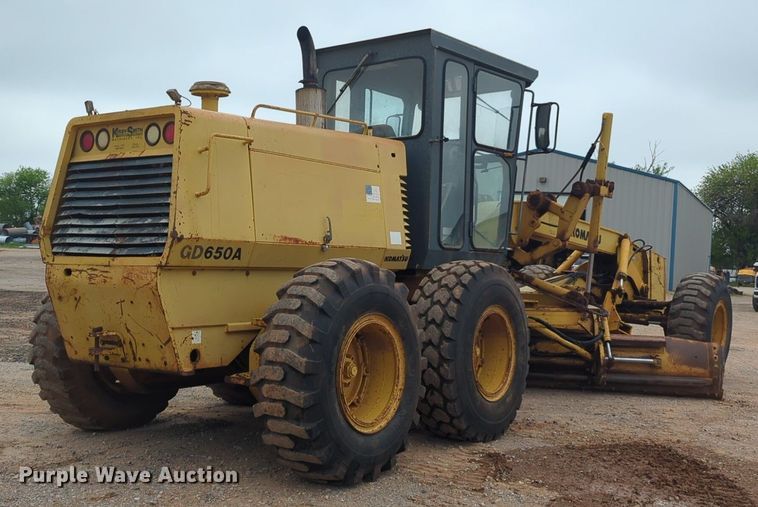 image for item NZ9563 1995 Komatsu GD650A-2 motor grader