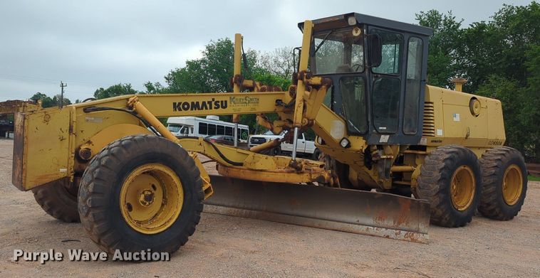 image for item NZ9563 1995 Komatsu GD650A-2 motor grader