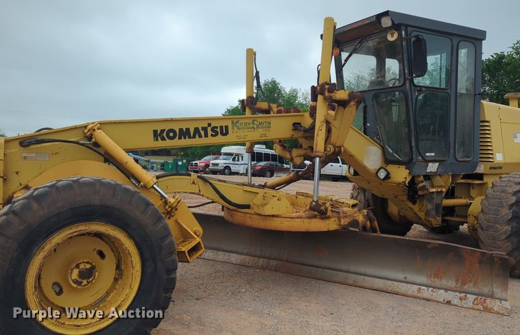 image for item NZ9563 1995 Komatsu GD650A-2 motor grader