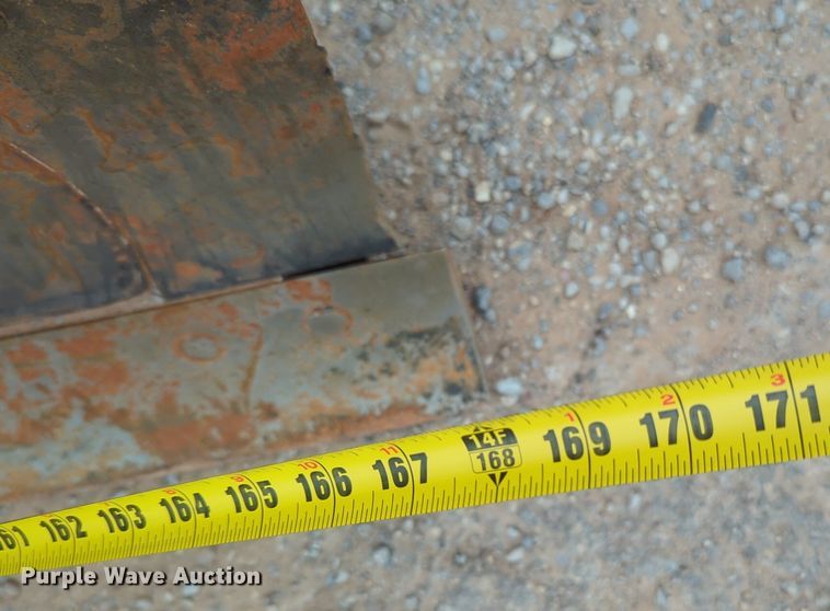 image for item NZ9563 1995 Komatsu GD650A-2 motor grader