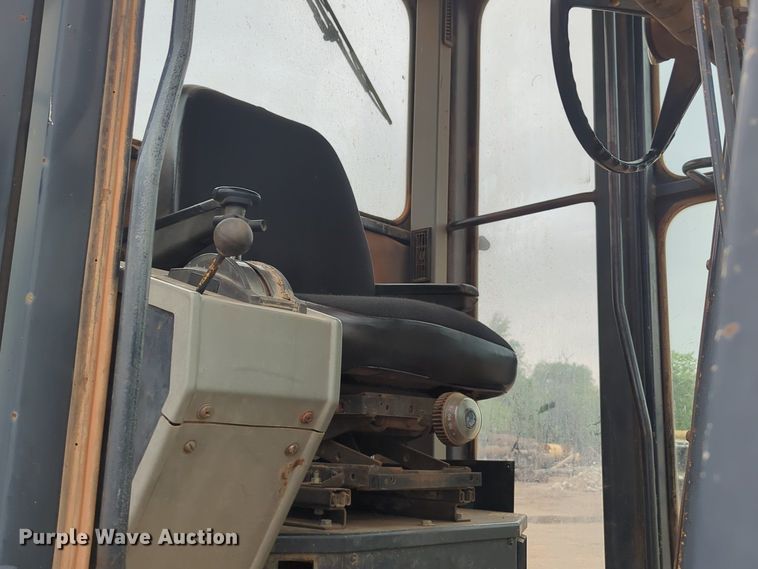 image for item NZ9563 1995 Komatsu GD650A-2 motor grader