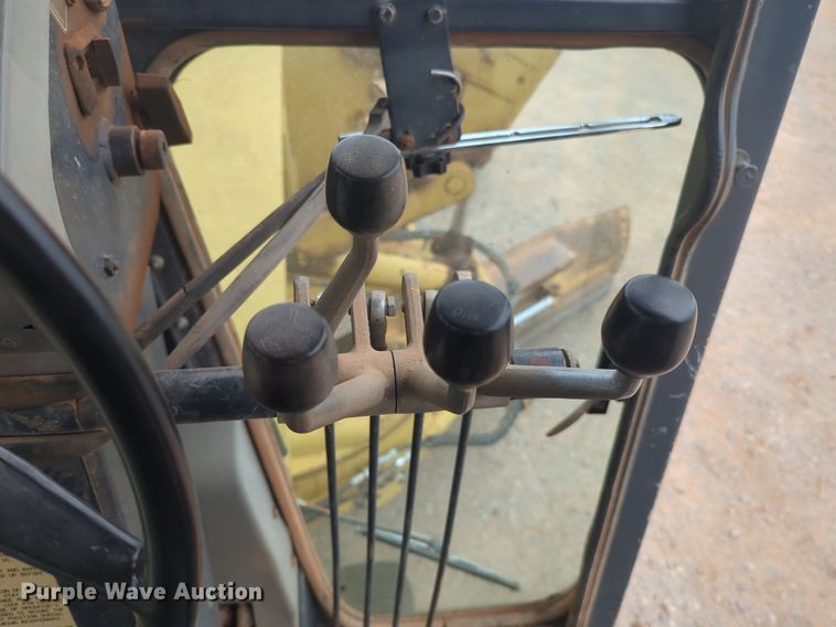 image for item NZ9563 1995 Komatsu GD650A-2 motor grader