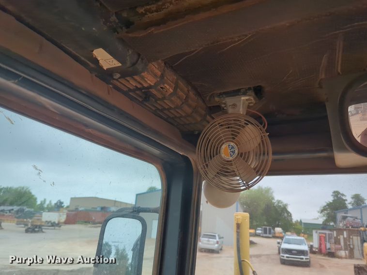 image for item NZ9563 1995 Komatsu GD650A-2 motor grader