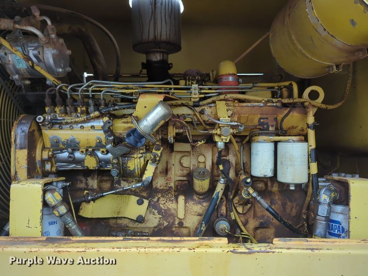 image for item NZ9563 1995 Komatsu GD650A-2 motor grader