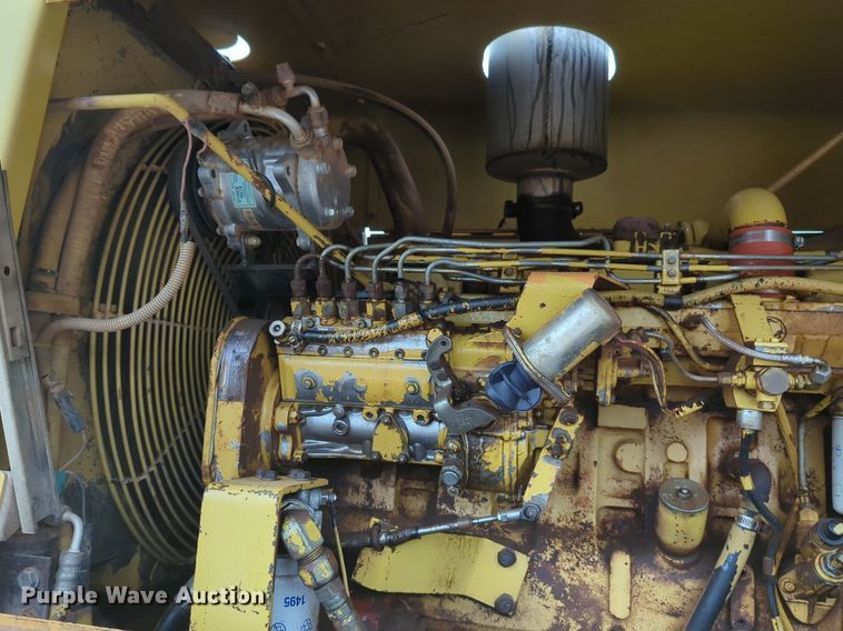 image for item NZ9563 1995 Komatsu GD650A-2 motor grader