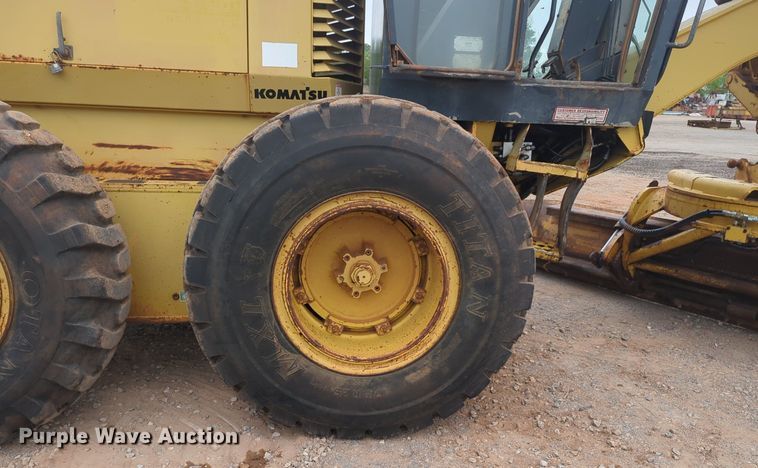 image for item NZ9563 1995 Komatsu GD650A-2 motor grader