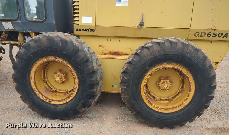 image for item NZ9563 1995 Komatsu GD650A-2 motor grader