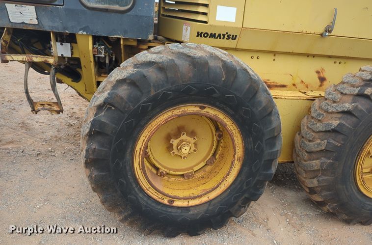 image for item NZ9563 1995 Komatsu GD650A-2 motor grader