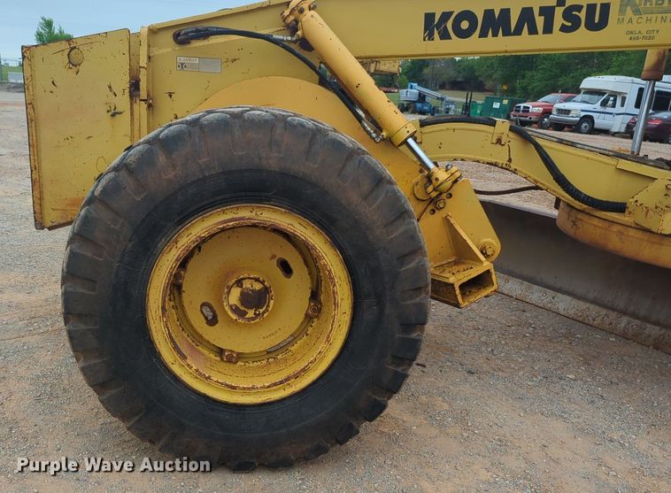 image for item NZ9563 1995 Komatsu GD650A-2 motor grader