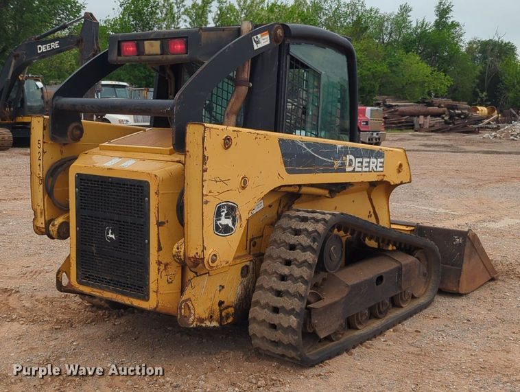 image for item NZ9564 John Deere  CT322 tracked skid steer loader