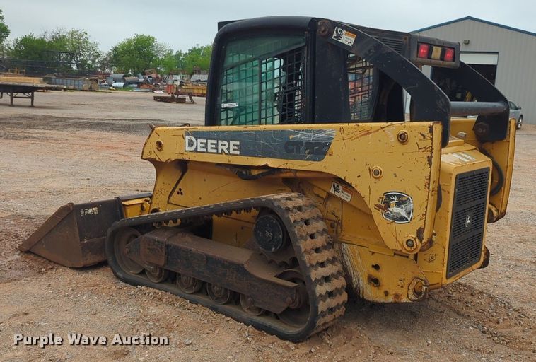 image for item NZ9564 John Deere  CT322 tracked skid steer loader