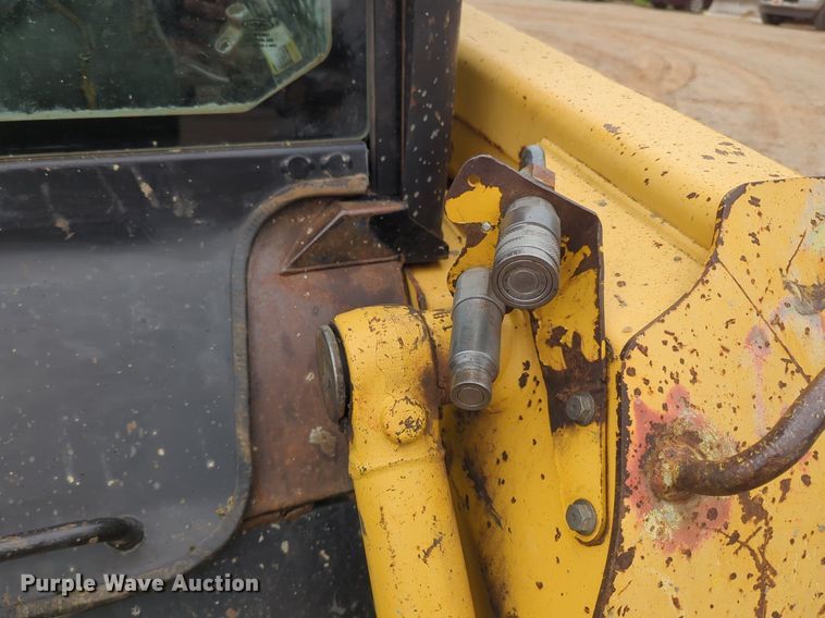 image for item NZ9564 John Deere  CT322 tracked skid steer loader