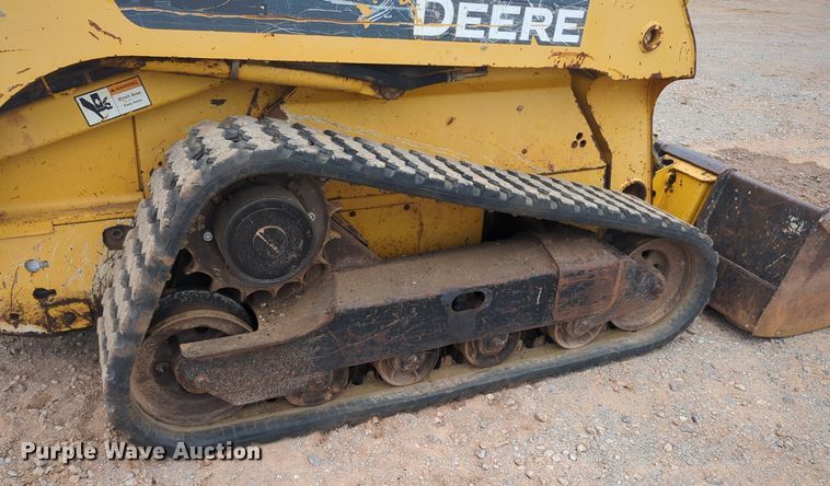 image for item NZ9564 John Deere  CT322 tracked skid steer loader