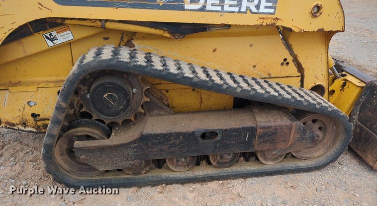 image for item NZ9564 John Deere  CT322 tracked skid steer loader