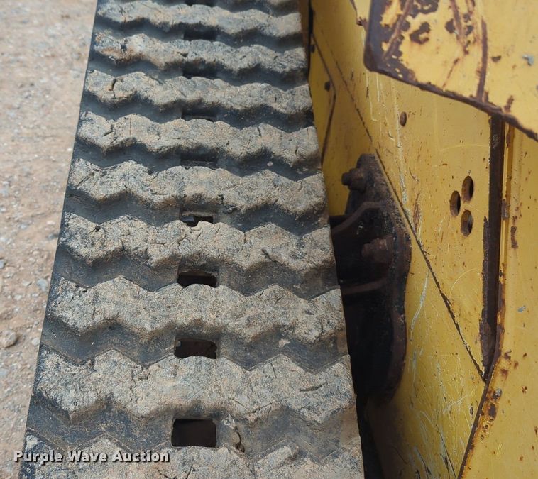 image for item NZ9564 John Deere  CT322 tracked skid steer loader