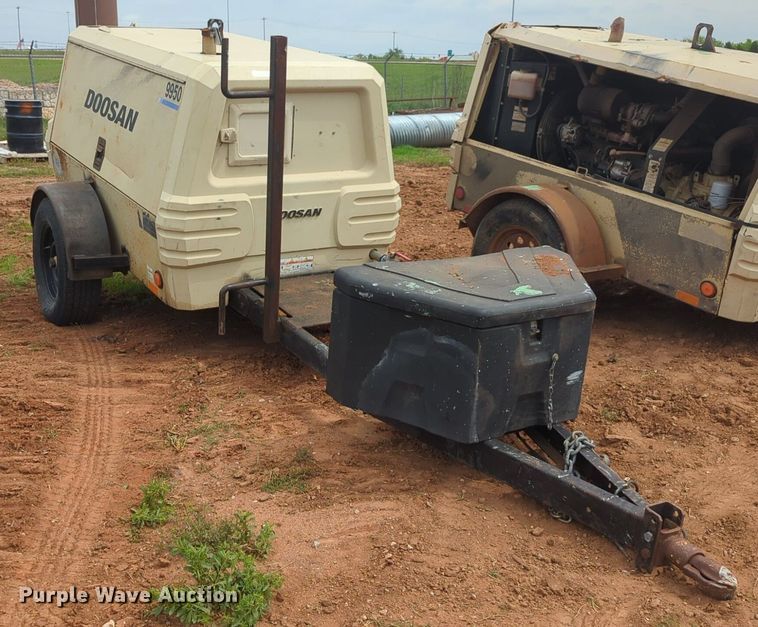 image for item NZ9566 Doosan 9950 air compressor