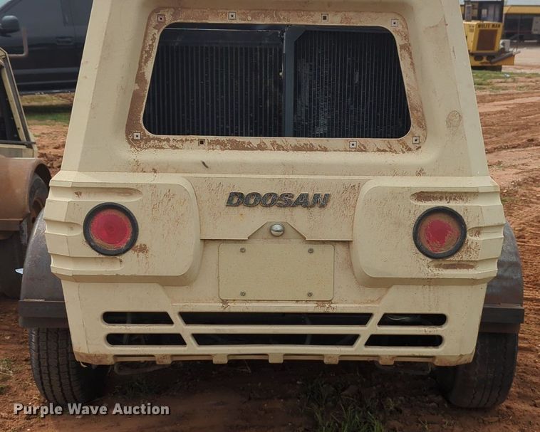image for item NZ9566 Doosan 9950 air compressor