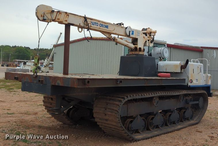 image for item NZ9569 IHI IC70-2 track carrier