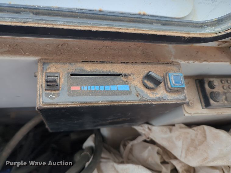 image for item NZ9569 IHI IC70-2 track carrier