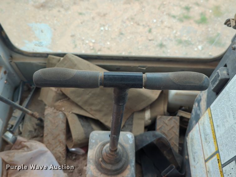 image for item NZ9569 IHI IC70-2 track carrier