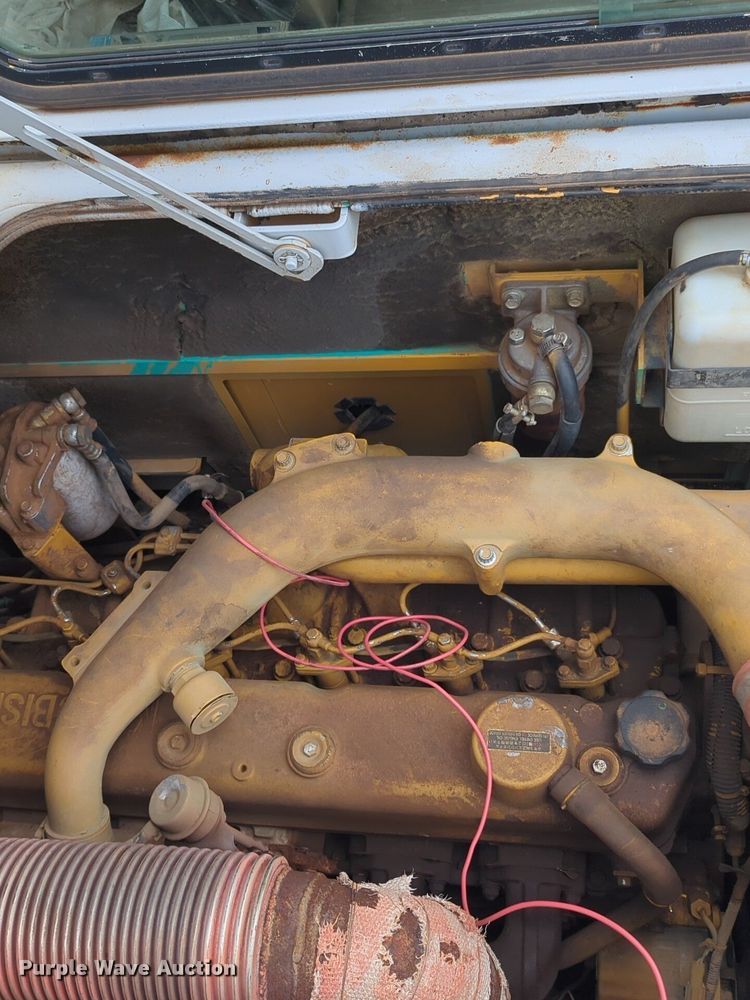 image for item NZ9569 IHI IC70-2 track carrier