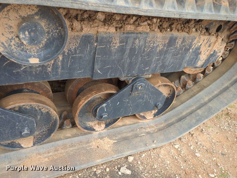 image for item NZ9569 IHI IC70-2 track carrier