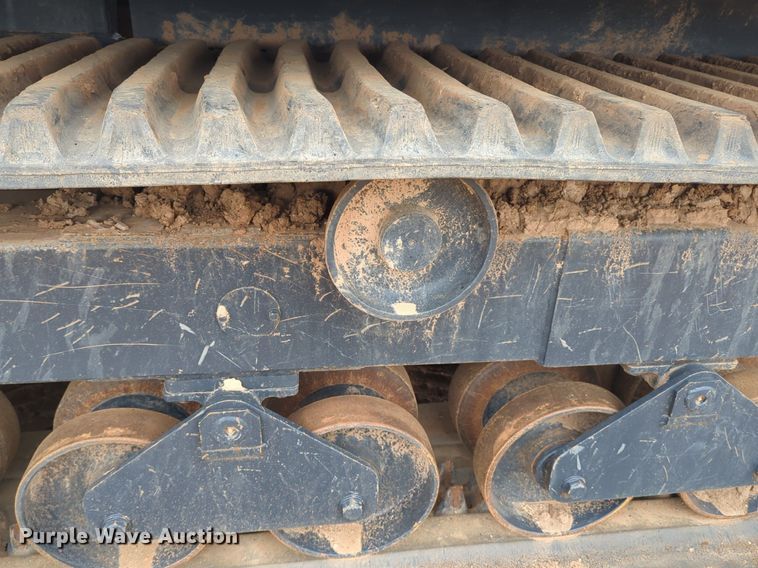 image for item NZ9569 IHI IC70-2 track carrier