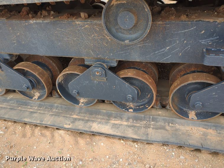 image for item NZ9569 IHI IC70-2 track carrier