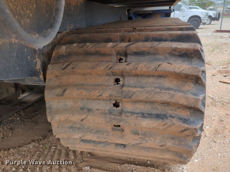 image for item NZ9569 IHI IC70-2 track carrier