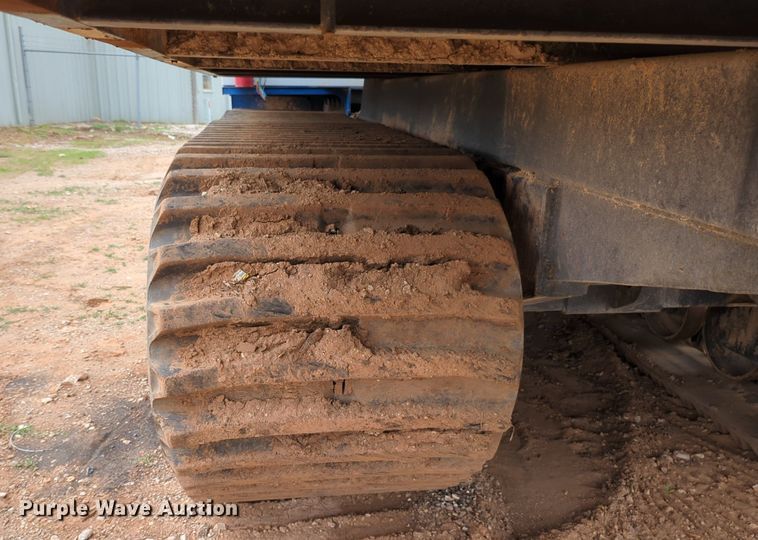 image for item NZ9569 IHI IC70-2 track carrier